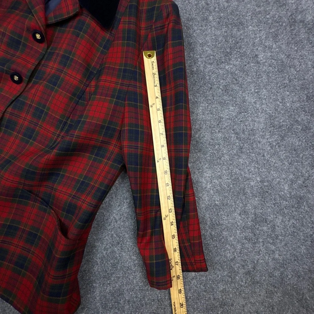 Pendleton Plaid Blazer Womens 18W Red Virgin Wool Velvet Collar Jacket USA 0403